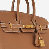 Regina 30 - Gold